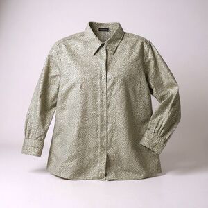 Eddie Bauer XL no iron button up Oak Tree Print green and white button up Shirt